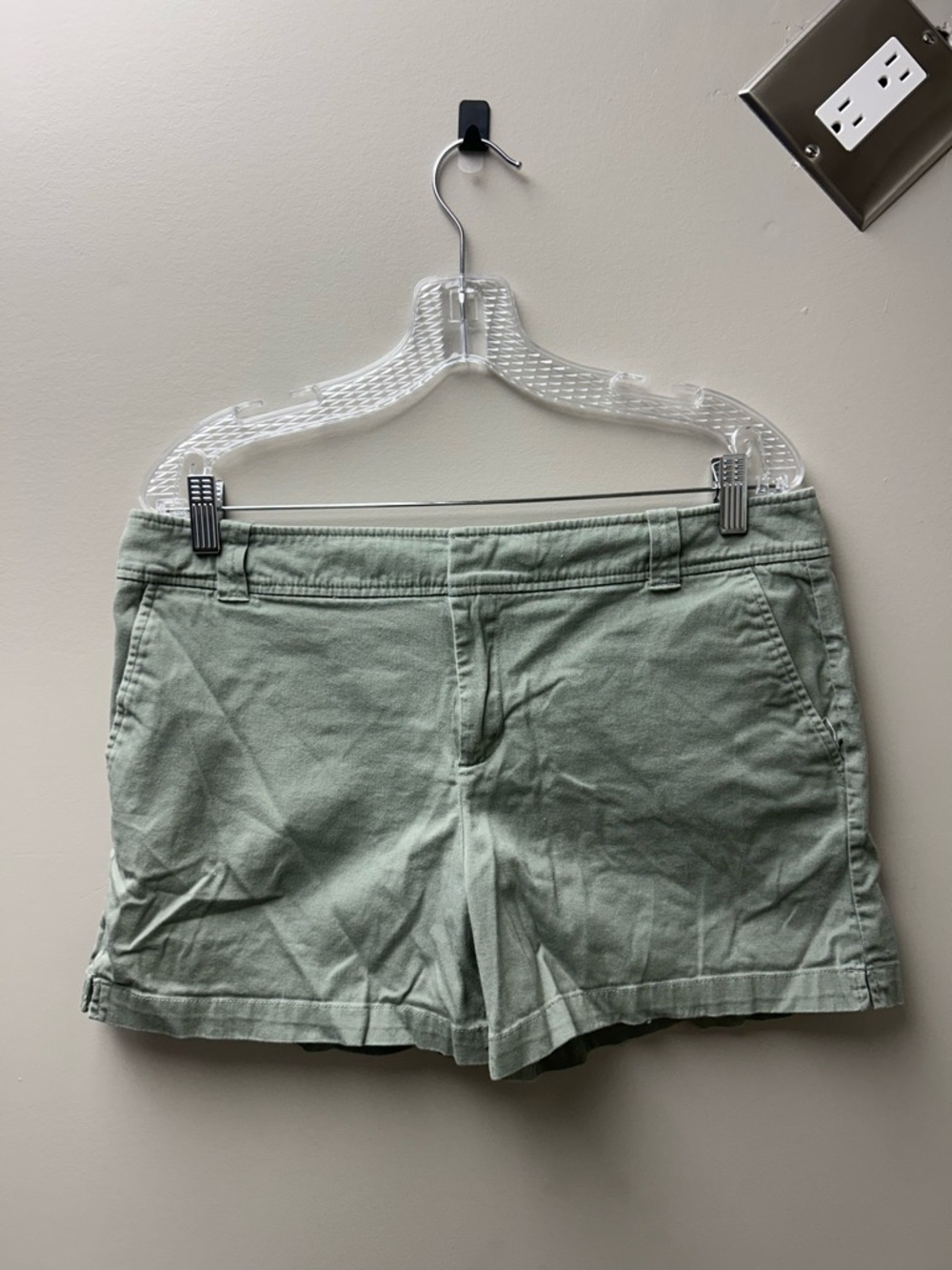 Soho New York & Company Women’s Green‎ Chino Shorts